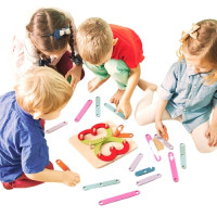 Drevená hra na skladanie písmen a číslic Koogame InnovaGoods 3013, 27 kusov Drevená hra na skladanie písmen a číslic Koogame InnovaGoods 3013, 27 kusov